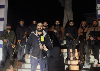 ‘Em weke gelê Kobanê dest ji axa xwe bernadin’