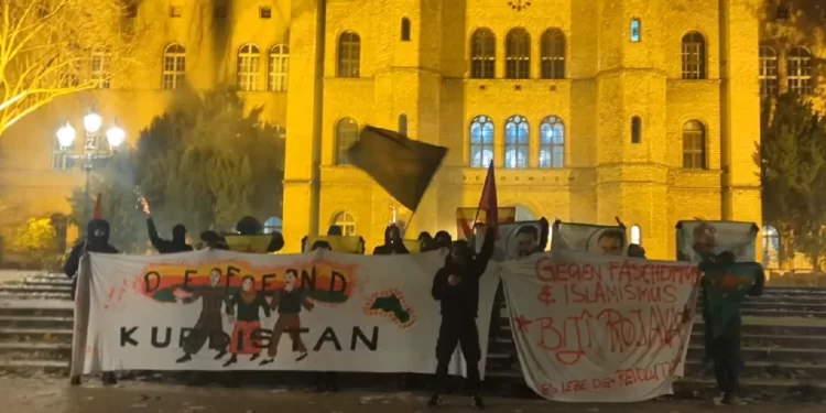 Çalakiya Jinên Ciwan û Ciwanan li Berlînê