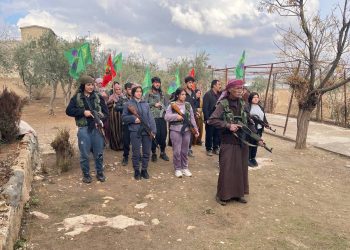 Şêniyên gundê Pino yê Kobanê bersiv dan banga seferberiyê