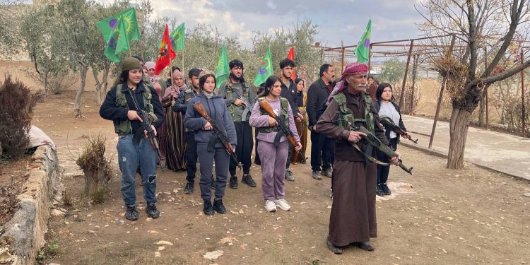 Şêniyên gundê Pino yê Kobanê bersiv dan banga seferberiyê