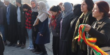 Gelê Cizîrê di roja 2’emîn de Bendava Tişrînê ji rûxandinê diparêze