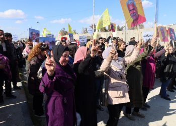 Gelê Heseke heya avahiya Kolîsyonê meşiya: Divê bertek li hemberî sûcên dewleta Tirk werin nîşan dan