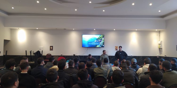 Li Draguignan semînerek li ser Pêngava Azadiyê