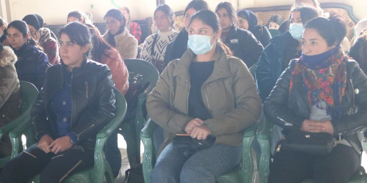 Ji endamên Yekîtiya Jinên Ciwan civînên di derbarê pêvajoyên dawî