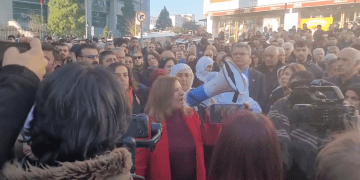 Gelên Akdenîz bi berxwedanê bersiv da desthilatdariya faşîst a ku ji dagirkeriyê têr nabe