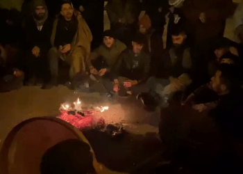 Li derdora agirê stranên berxwedanê deng vedidin