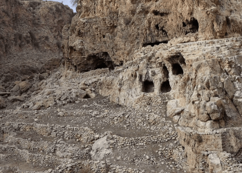 Li Şengalê, cihekî dîrokî : Dêras