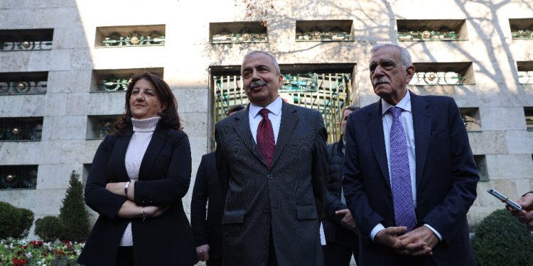 Heyeta Îmraliyê wê biçe Başûrê Kurdistanê