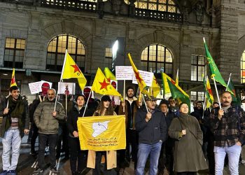 Êrîşên li ser Tişrînê li Baselê hatin şermezarkirin