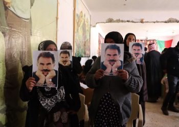 Li Gundê Barê bi boneya Komploya 15 Sibatê sineviyon hat tameşekirin