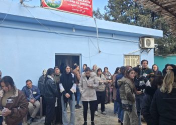 Gelê welatparêz li Dirbêsiyê kom dibe ji bo oxirkirina Şehîd Hogir û Şehîd Salîhe