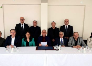 Wêneyê dîrokî yê Rêber APO