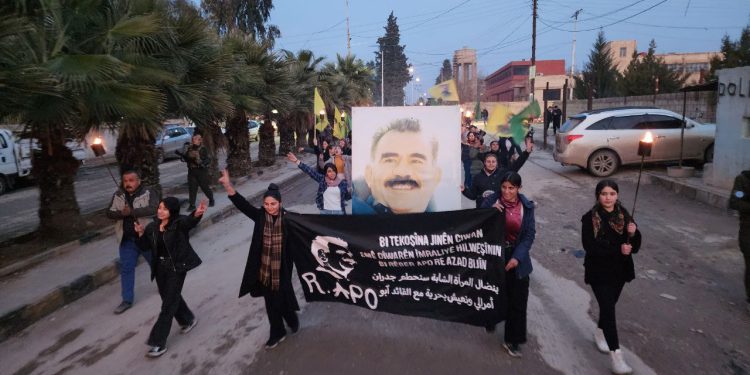 “Bi Têkoşîna Jinên Ciwan em ê Dîwarên Îmraliyê Bişkînin bi Rêber APO re azad bijîn”