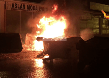 Çalakiyên Yekîneyên YCWK’ê yên Wanê yên li dijî qeyûman didomin