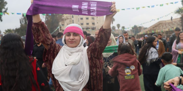 Li Şahiya 8`ê Adarê li Hesekê: Em ê xwedî li têkoşîna xwe derkevin