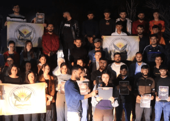 Xwendekaran Zanîngeha Şerq bertek diji qetilkirina sivîlan dan