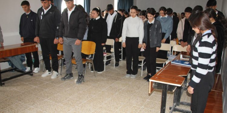 Li Mexmûrê semînerek li ser girîngiya 8’ê Adarê ji xwendekarên amadeyî re hat dayîn