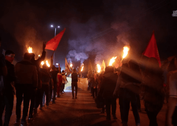 Li Reqayê bi boneya Hefteya Qehremaniyê Meşa Meşaleyî