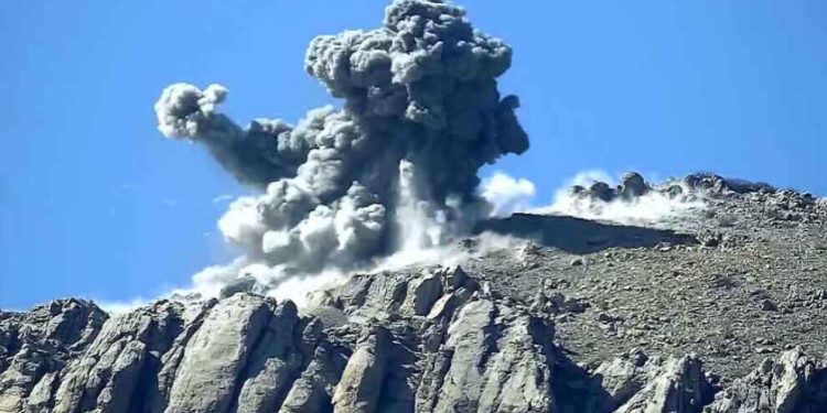 HPG: Artêşa Tirk bi gazên kîmyewî û bombeyên fosforê êrîş kir