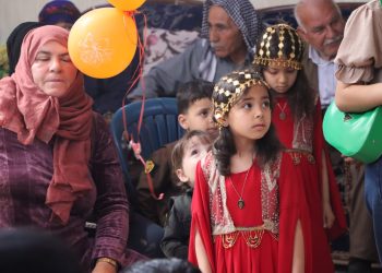 Zarokên şehîdan rojbûna Rêber Apo pîroz kirin