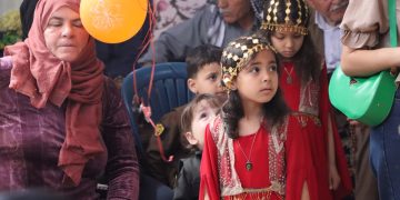 Zarokên şehîdan rojbûna Rêber Apo pîroz kirin