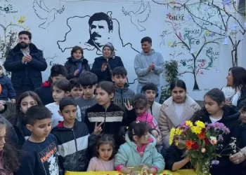 Jinên ciwan rojbûna Rêber APO pîroz kirin