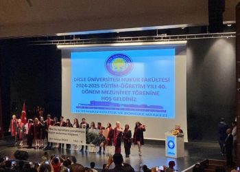 Xwendekarên hiqûqê li Amed Onder bi bîr anîn