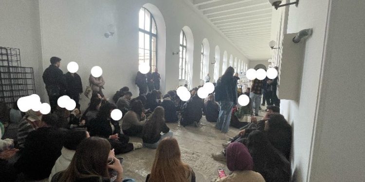 Ji xwendekarên ITUyê ji bo hevalên xwe yên ku di 1ê Gulanê de hatine binçavkirin xwepêşandan!