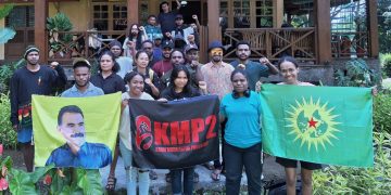 Ciwanên Papua perwerdeyekî li ser fikirê Rêber APO lidarxistin û banga enternasyonalîzmekî nû kirin