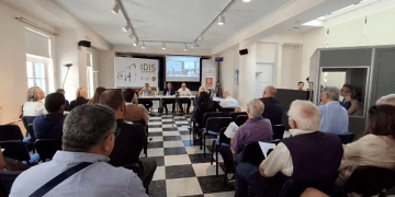 Konferansa ‘Pirsgirêka Kurd û Pêşketinên li Rojhilata Navîn’ li Atînayê dest pê kir