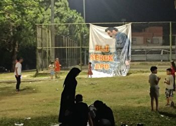 Li Edeneyê posterê Rêber APO hate daliqandin