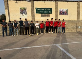 Li Mexmûrê Turnuvaya Voleybolê bi navê Şehîd Rıza û Şehîd Fuat