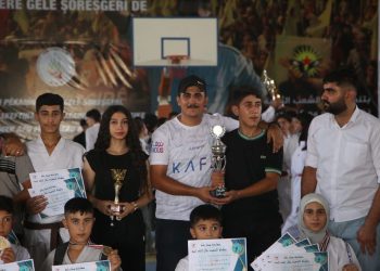 Encûmena Werzîşê yê Cizîrê turnoveyekî karate lidarxist