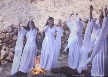 Çand û Huner a Stiya Nexşa klîbek li ser Fermana 74’an çêkir