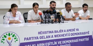 Meclîsa Ciwanên Partiya DEMê Banga “Meşa Aştî û Civaka Demokratîk” Kir