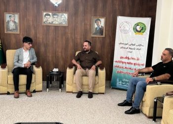 Şandeyek ji ciwanên Rojhilata Navîn li gel Yekîtiya Ciwanên Şûî civiya