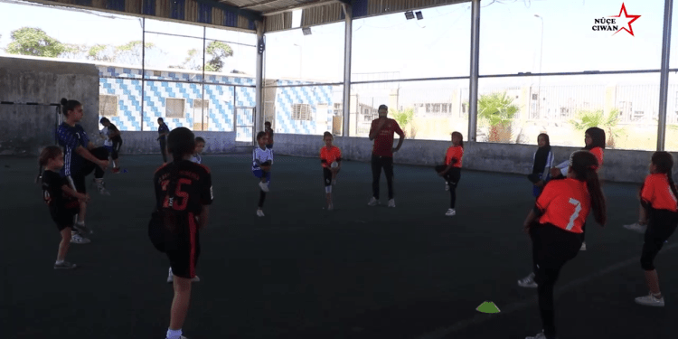 Desteya Ciwan û Werzîşê ya Reqqayê Bernameyên Perwerdeyê Lez Dike