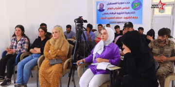 Li Reqayê 25 ciwanên Erep Manîfestoya Aştî û Civaka Demokratîk dixwenin