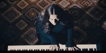 Stranek ji bo Kaytan û Altûn: Du çiya