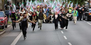 Roja Sêyem a Meşa Dirêj: Ciwan Hêza Motora Civakê ye