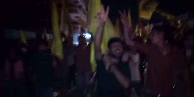 Ciwanên Şoreşger li Dirbêsî û Amûdê piştgiriya berxwedana Şêx Mesûd û Eşrefiyê kirin