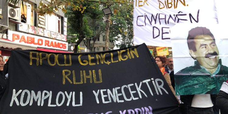 Meşa li Saraçhaneyê di Salvegera Komployê de: Astengkirin û Binçavkirin