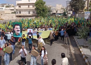 Bi hezaran kes li Helebê ji bo azadiya Rêber Apo meşiyan