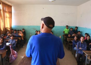 Komîteya Werzîşê ya Dibistanan ya Reqayê semîneran li ser tenduristî û werzîşê lidar dixe