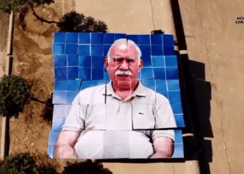 Ciwanên Ereb li Tebqayê bi dirûşmeya “Azadiya Rêber APO Xeta Me ya Sor e” Çalakiyek lidar xistin