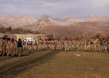Gerîlayan Cejna Berxwedana Neteweyî pîroz kirin