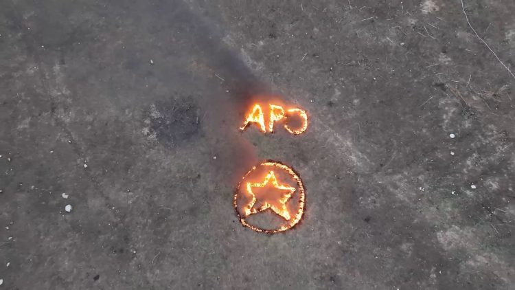 Gerîlayan Cejna Berxwedana Neteweyî pîroz kirin