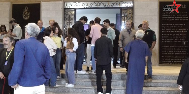 5’emîn Festîvala Fîlman a Rojava ya Navneteweyî di Roja Çaremîn de Berdewam Dike