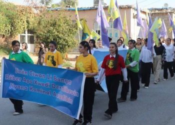 Jinên Ciwan ên Mexmûrê: Em ê xwedî li banga Rêber APO derkevin