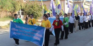 Jinên Ciwan ên Mexmûrê: Em ê xwedî li banga Rêber APO derkevin